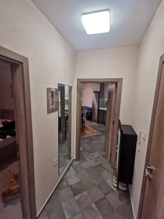 Тристаен апартамент, под наем, кв. Бриз