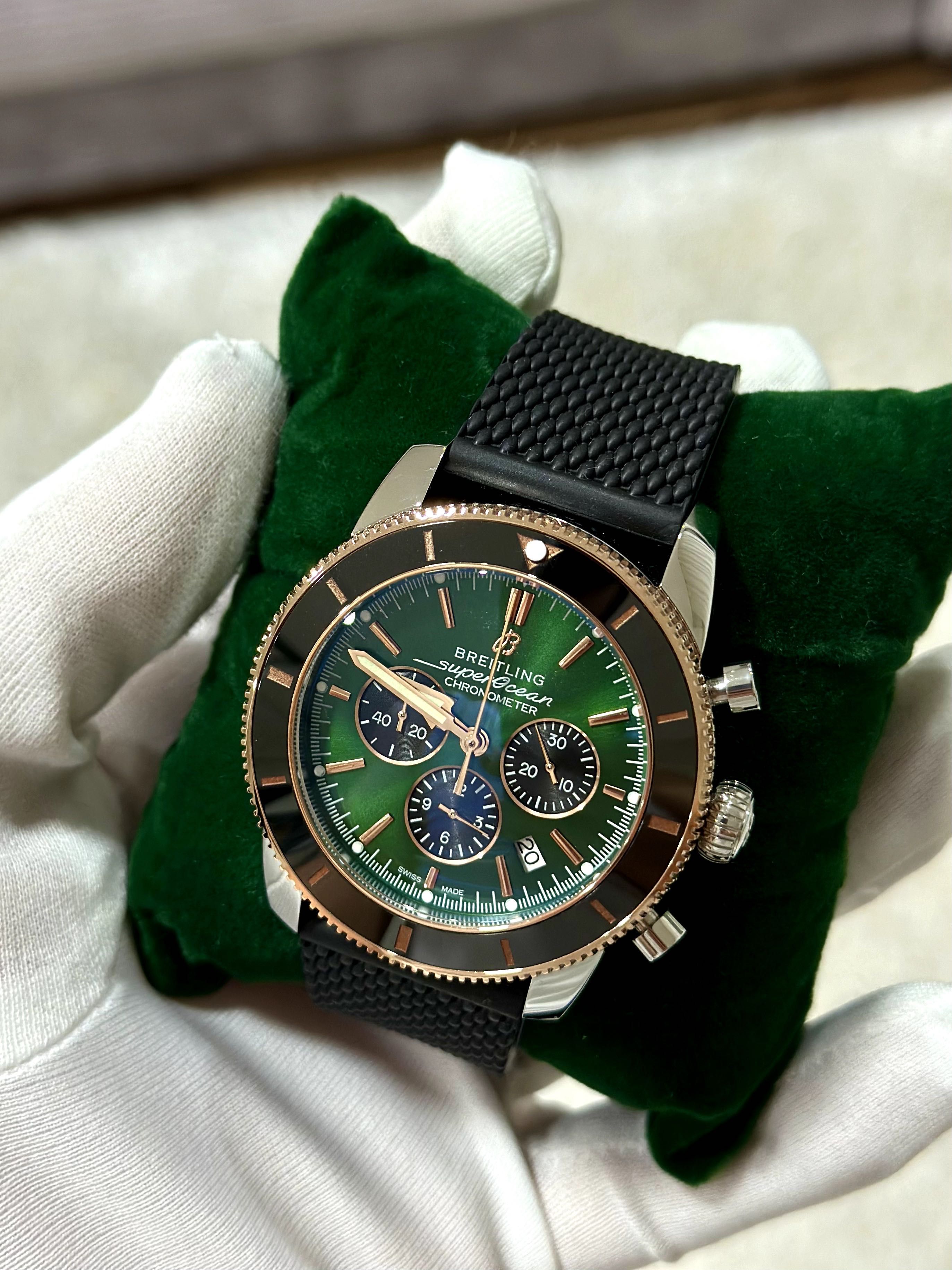 Breitling Superocean Chrono Green DIal