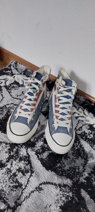 Tenişi Converse mărimea 40