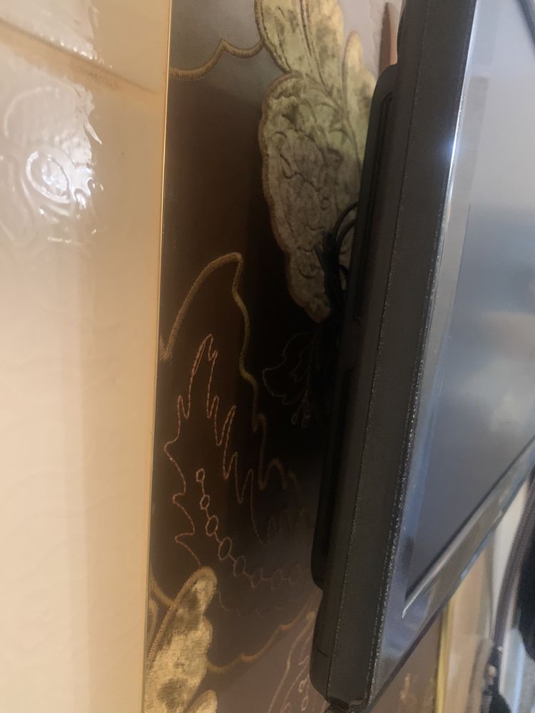 Телевизор на  Sang LCD 22”