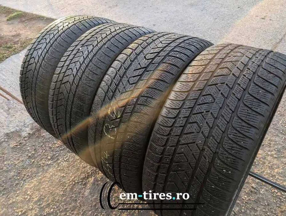 SET 4 Anvelope Iarna 275/40 R22 PIRELLI Scorpion Winter 107V