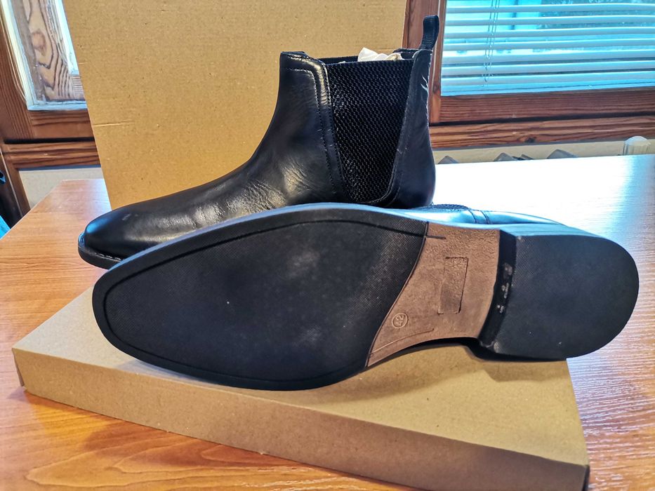 Нови черни мъжки боти "Redfoot". Размер 42.