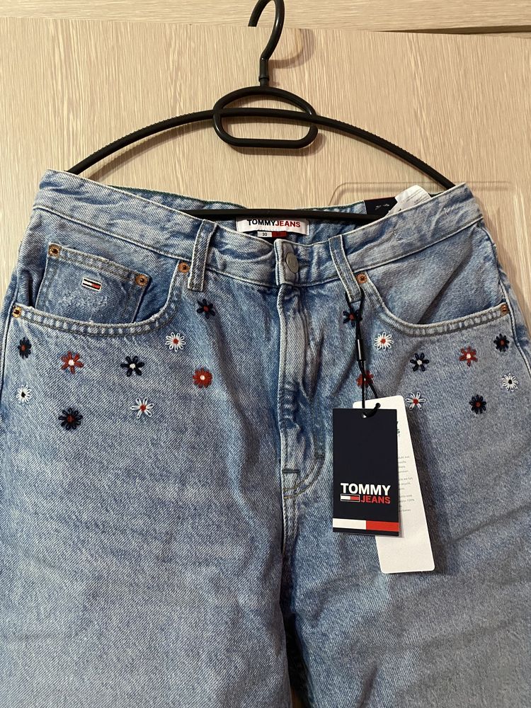 Дънки Tommy Jeans 30/30 размер