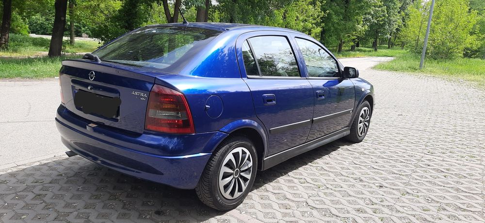 Vând Opel astra G