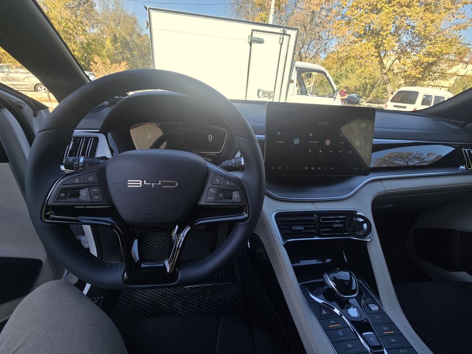 BYD song plus gibrid