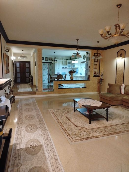 Casa. vila, clădire de vânzare 427 Iași, Lunca Cetatuii