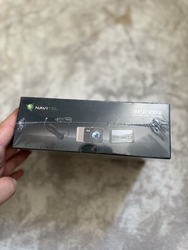 SIGILAT ! Camera auto Navitel MSR900 - Full HD