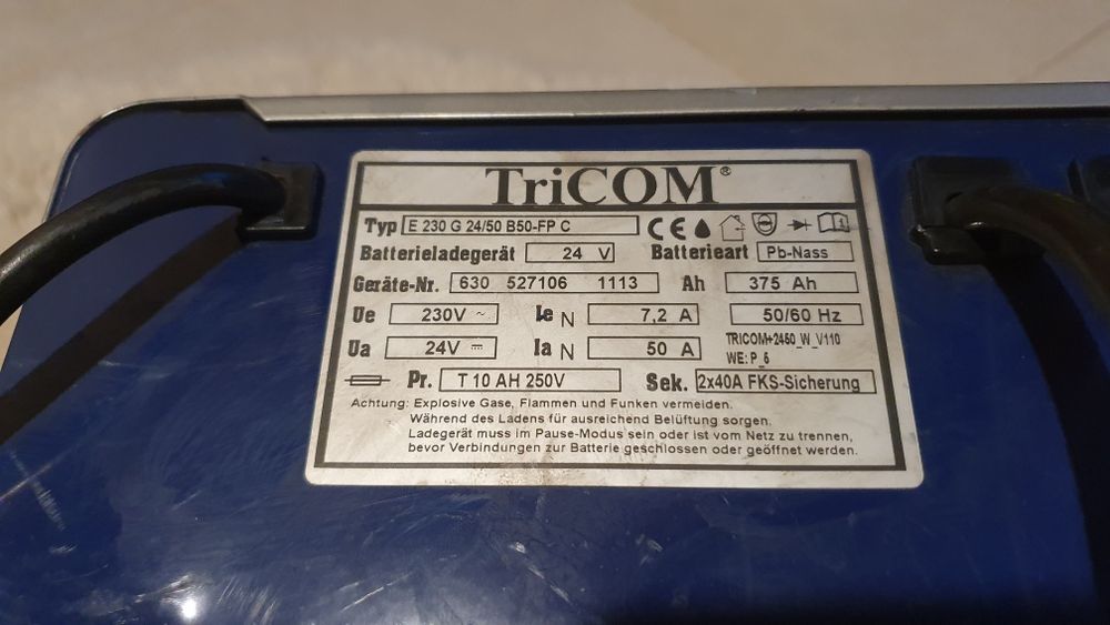 TriCom Futur smart 24v 50a