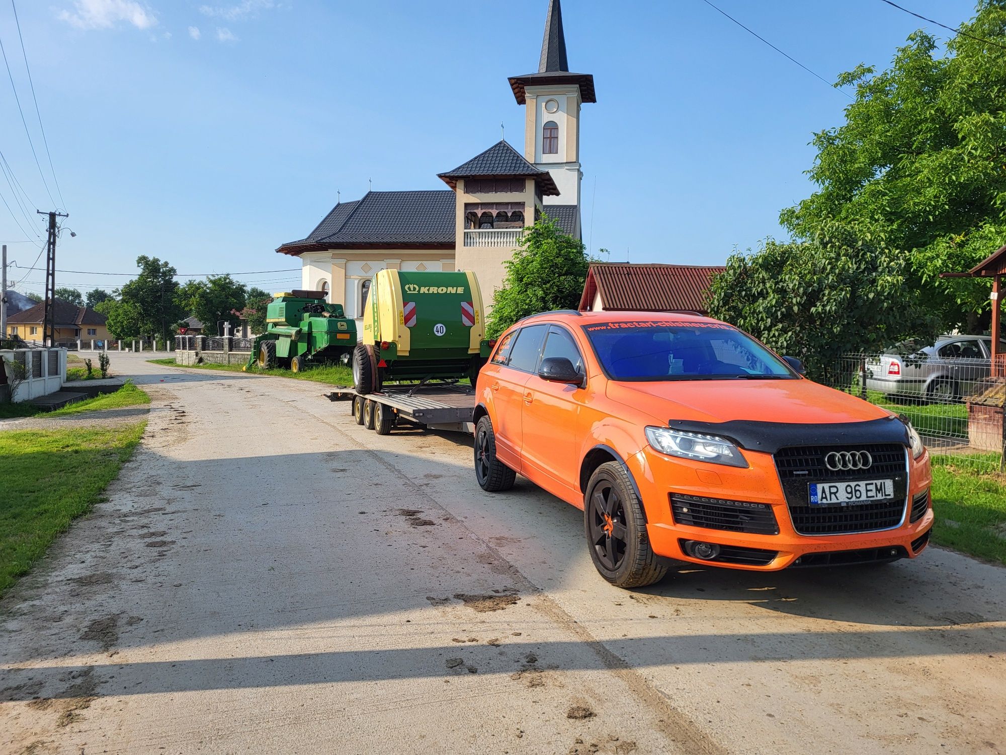 Tractări transport închirieri platforme!