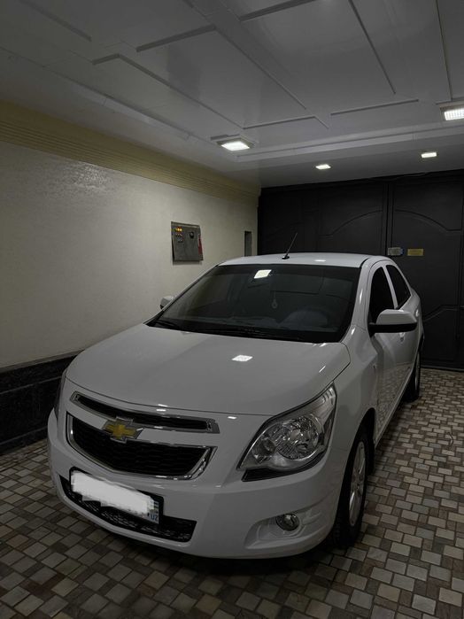 Cobalt Chevrolet Avtomat Белый цвет