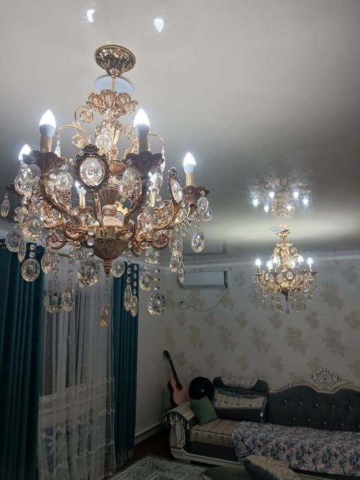 Люстра  красивая