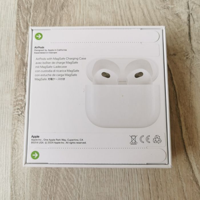 AIRPODS Generatia 3/Gen3/Casti Wireless/Sigilate-HUSA GRATUITA