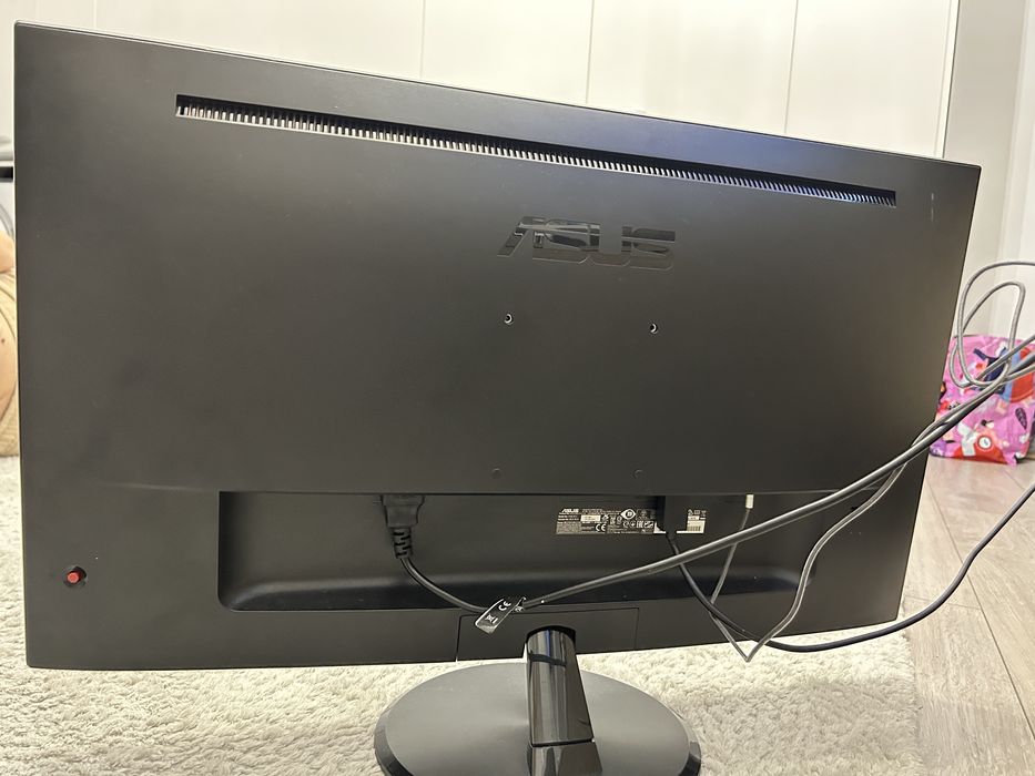 Monitor gaming ASUS VP28U