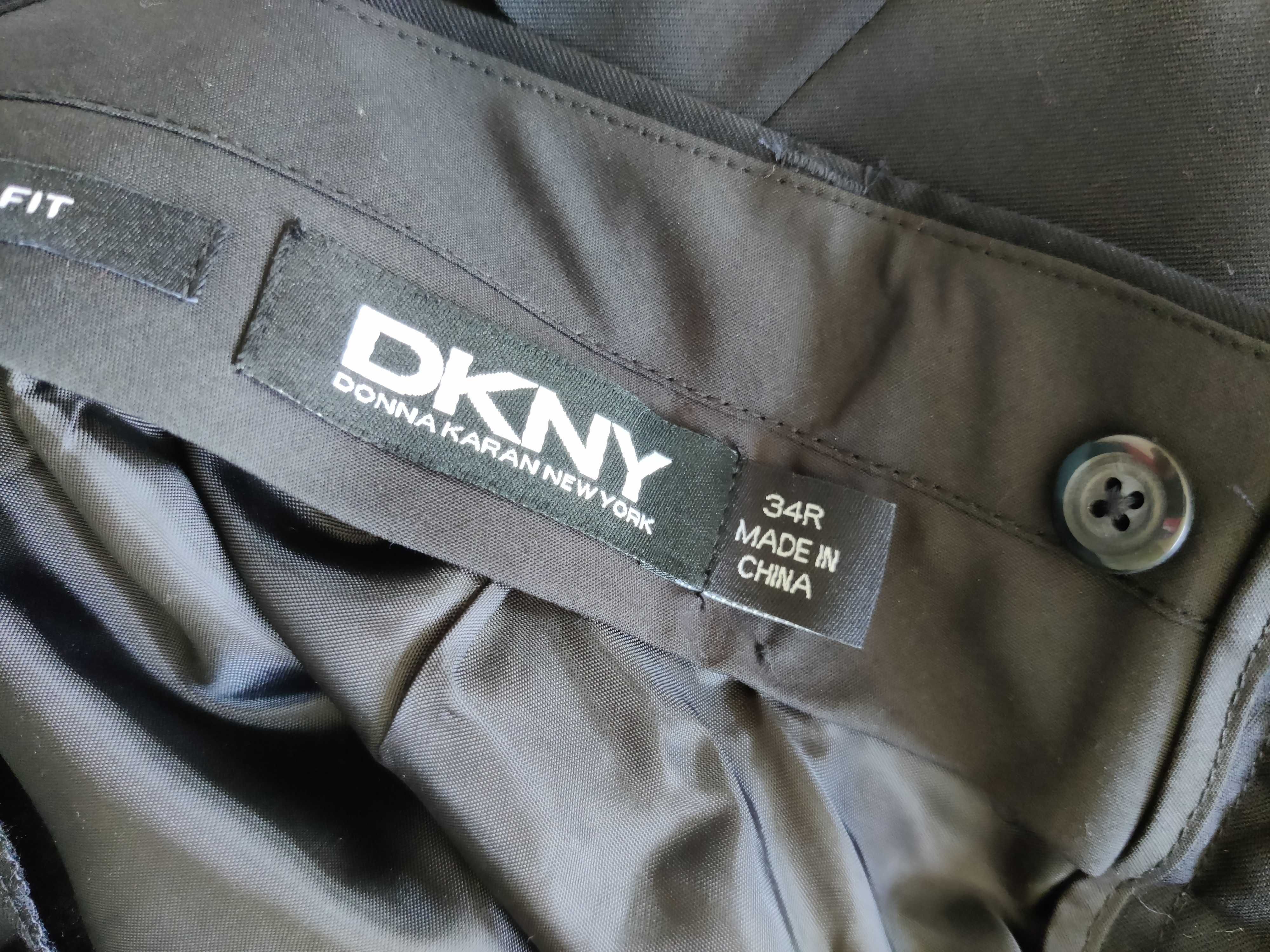 Нов оригинален мъжки костюм DKNY