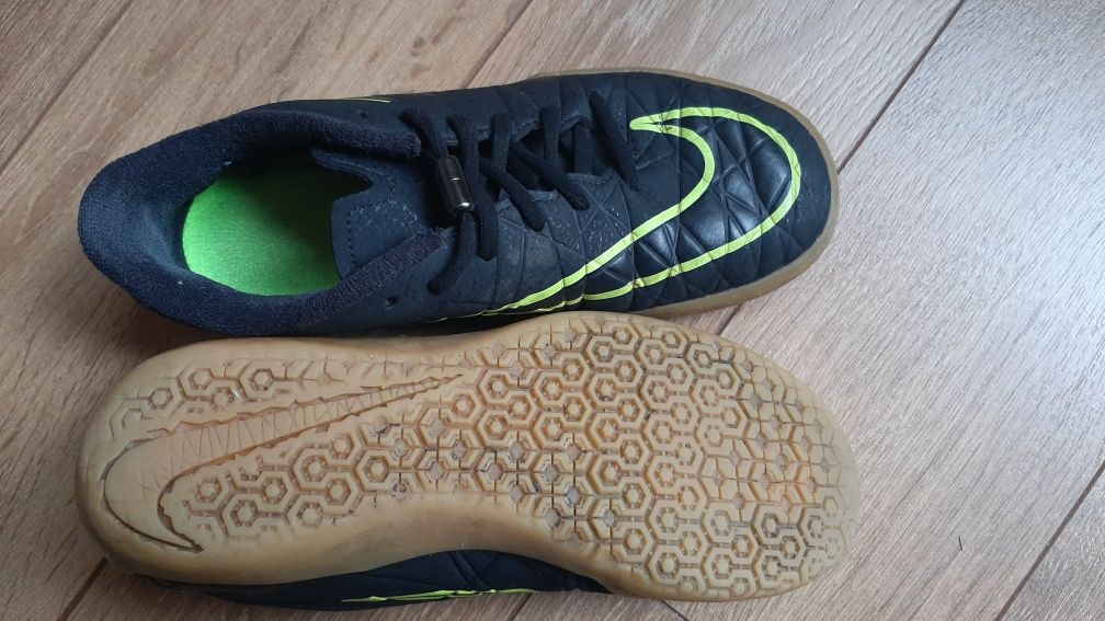 Nike 32 р-р момче