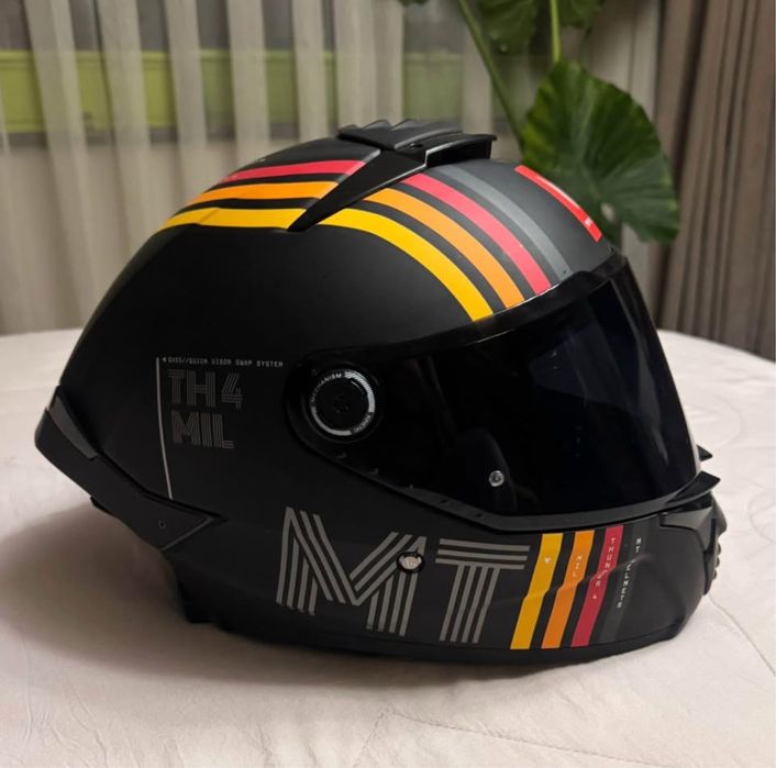 Каска MT THUNDER 4 SV Matt Black