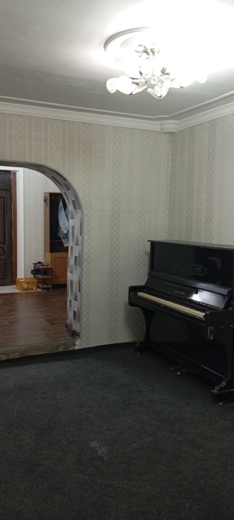 Кибрай 7 сот 7 хона 2 этаж.