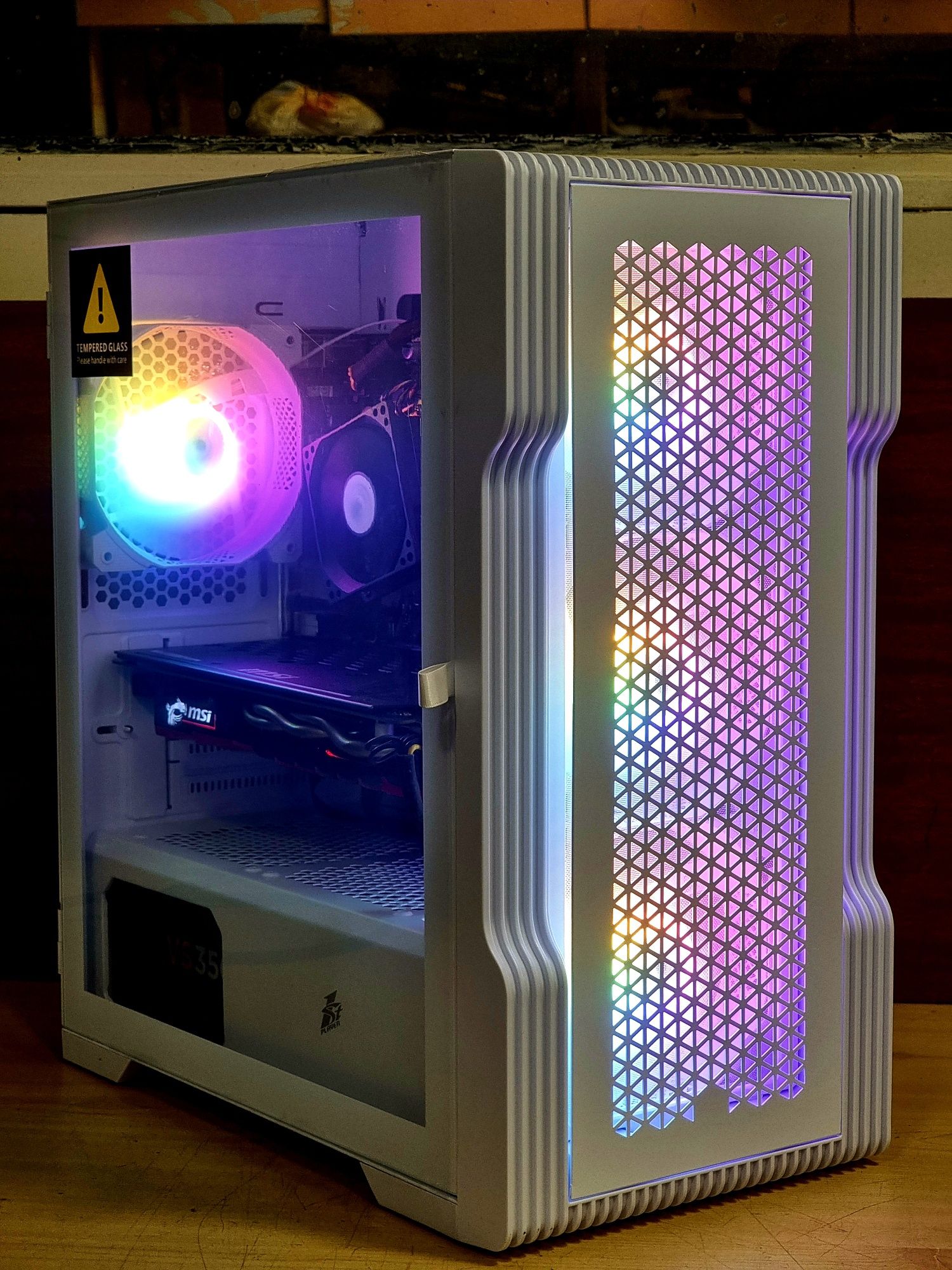 Геймърски Компютър/I5 8500/16GB RAM/SSD-256GB+500GB/GTX 1060 6GB