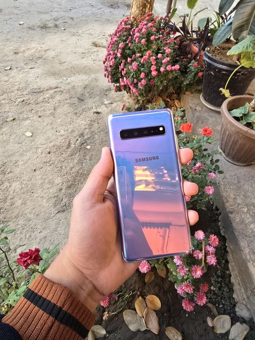 Samsung galaxy S10 plus 5G 8/512GB