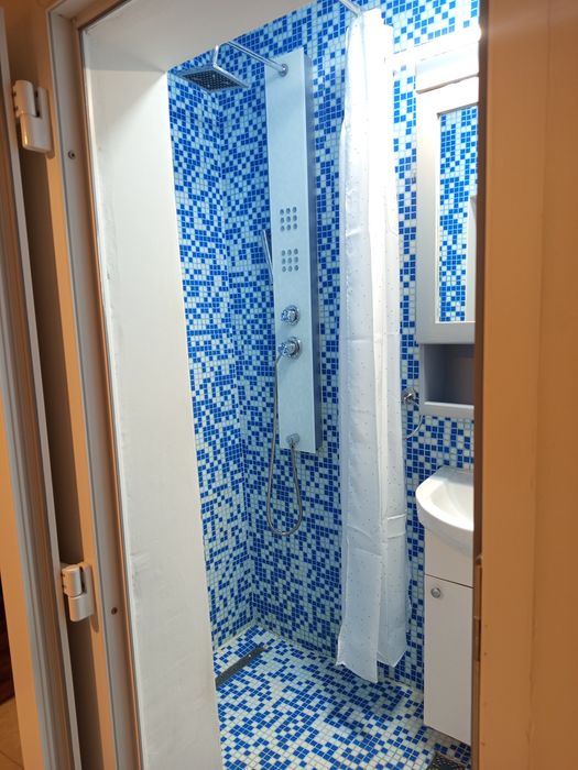 Închiriez garsonieră