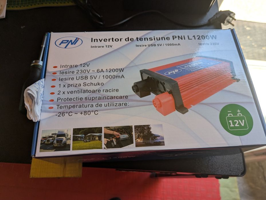 Invertor de tensiune PNI, 1200 W, intrare 12 V, iesire 230 V, USB