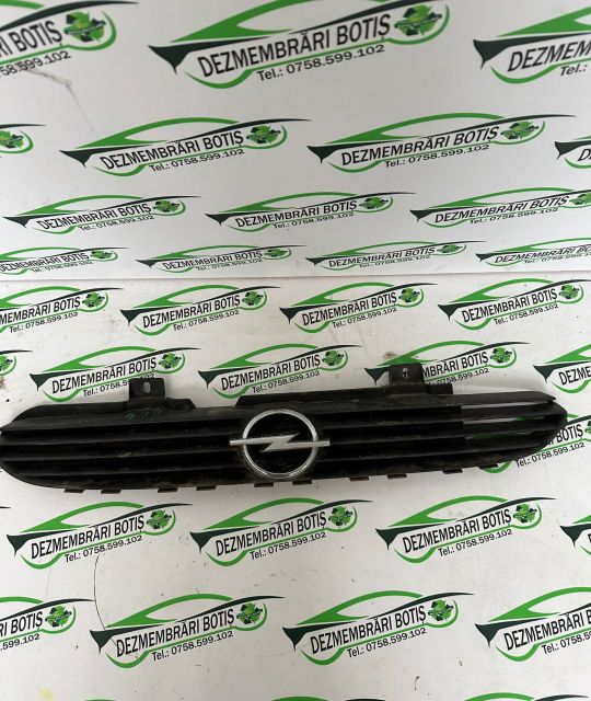 Grila bara fata centru 09114098 Opel Corsa  seria