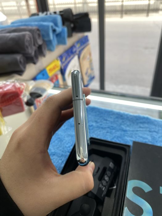 Samsung Galaxy S10 Plus Ideal Vietnam 2 ta sim