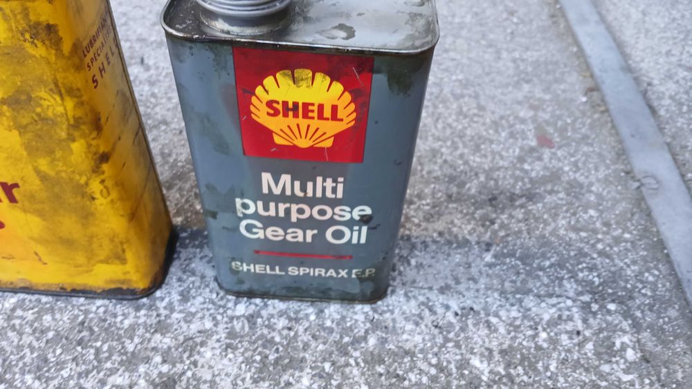 Ретро Кутии масло Shell колекция