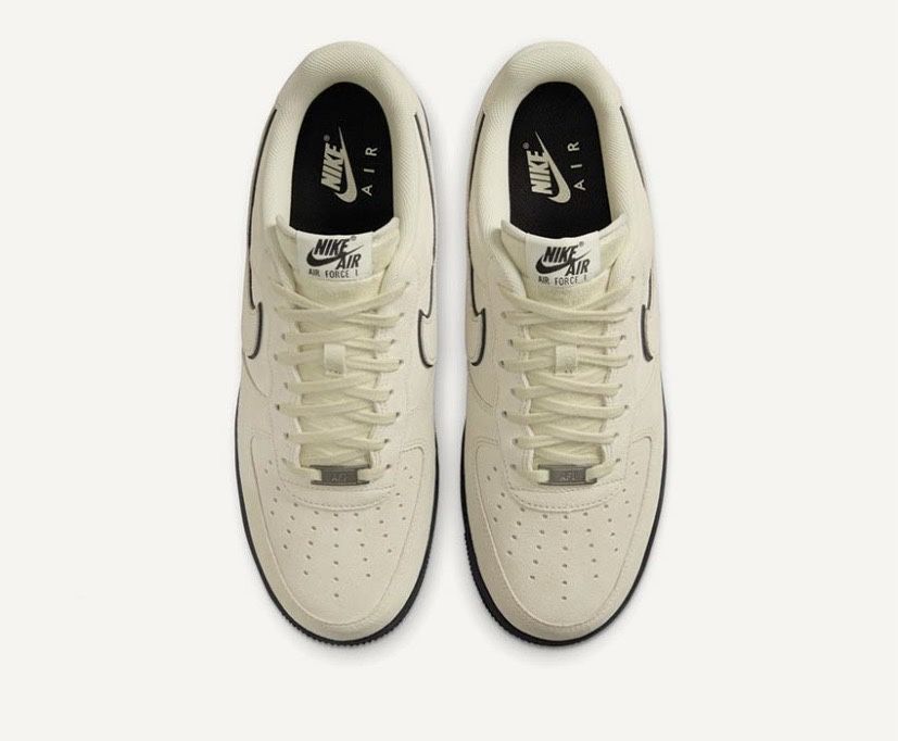 Nike Air Force 1'07 LV8