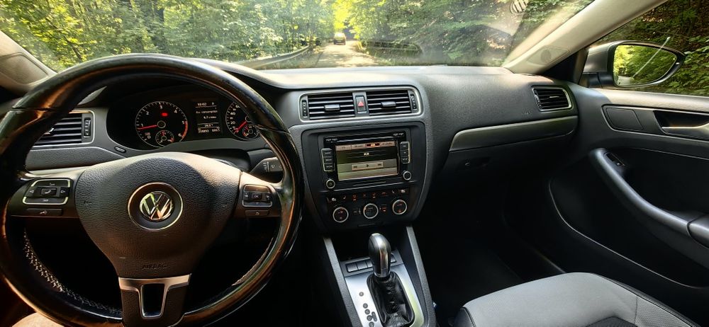 VW JETTA 2014 1.6 diesel automata