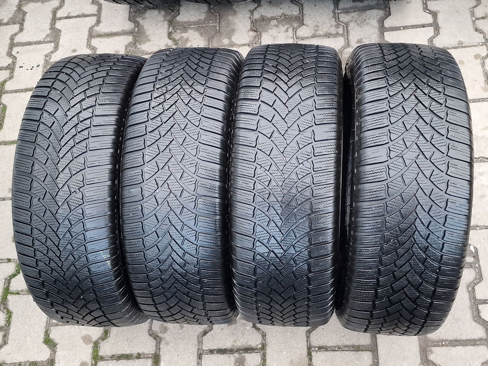 215 60 16 Bridgestone 2 бр.