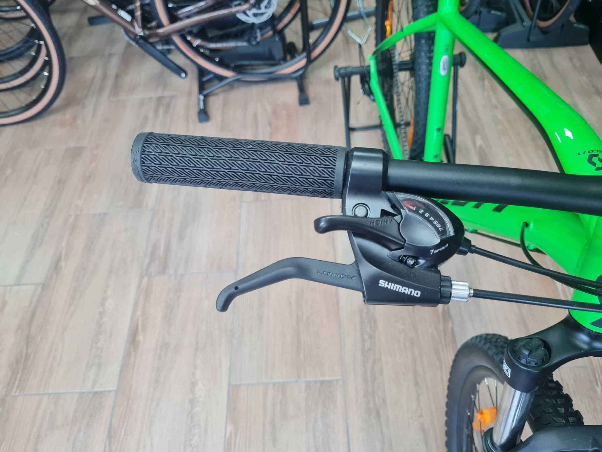Bicicleta Scott Aspect 770 in stoc la Est Bike Funky Sports