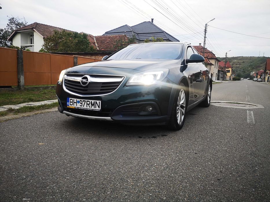 Opel Insignia Country Tourer 4x4 biturbo