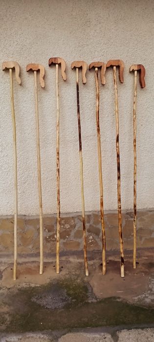 Дървени нови геги