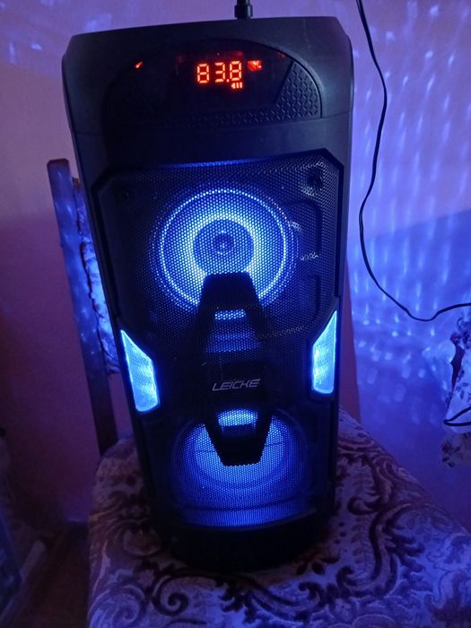 Boxa mare portabila .