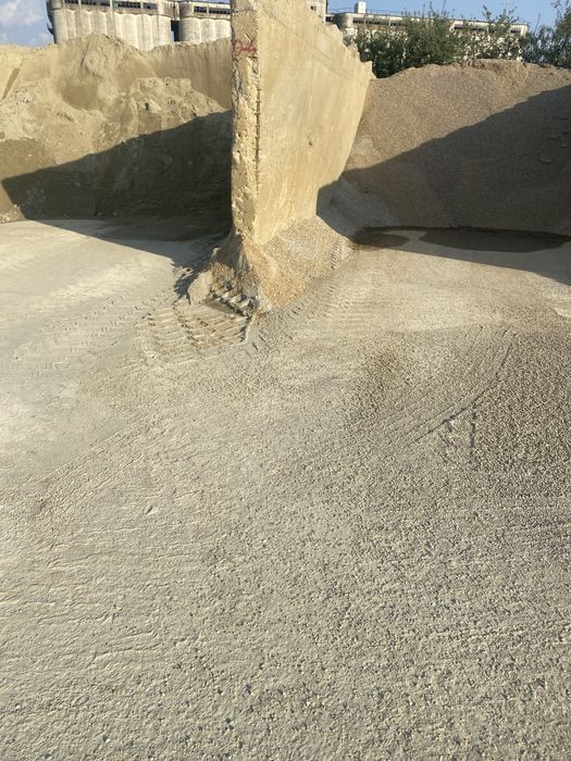 Vindem agregate, nisip ,piatra,toate tipurile de betonsemiumed