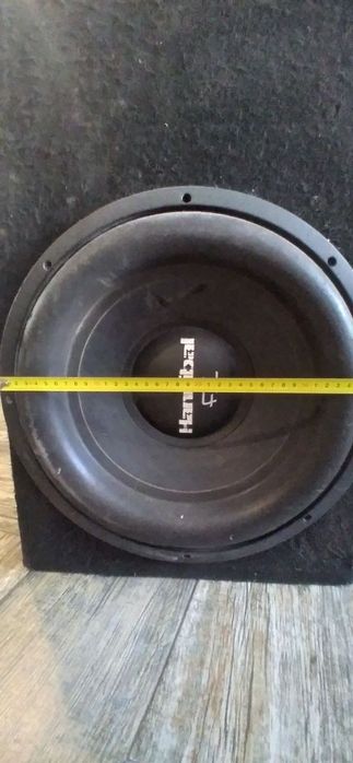 Сабвуфер "Hannibal" без усилителя,в коробе, в рабочем состоянии.