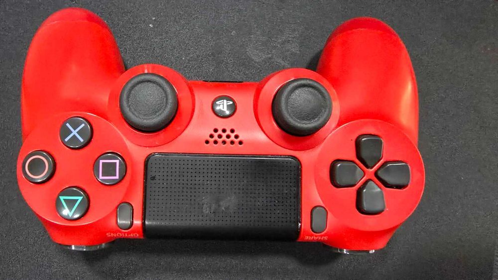 Конзола Sony Playstation 4 Slim, 512 GB + 1бр контролер + 1 игра