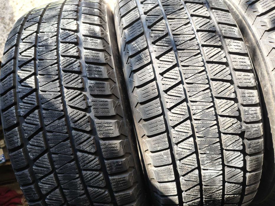 4бр.зимни гуми BRIDGESTONE 235 65 17 DOT22 цена за брой