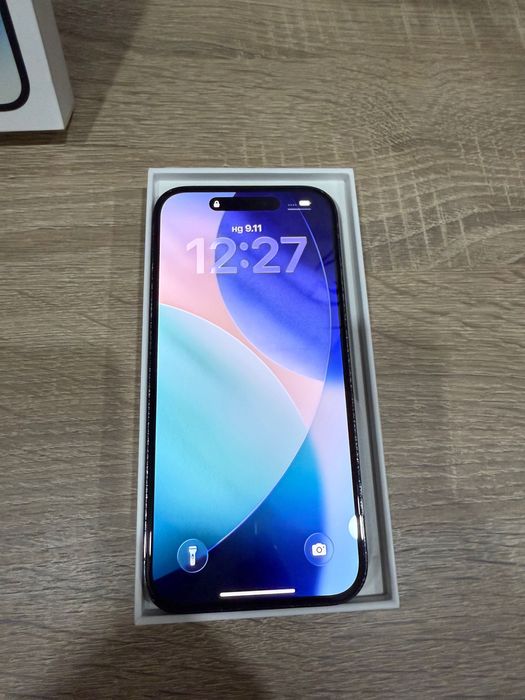 Продавам iPhone 14 Pro
