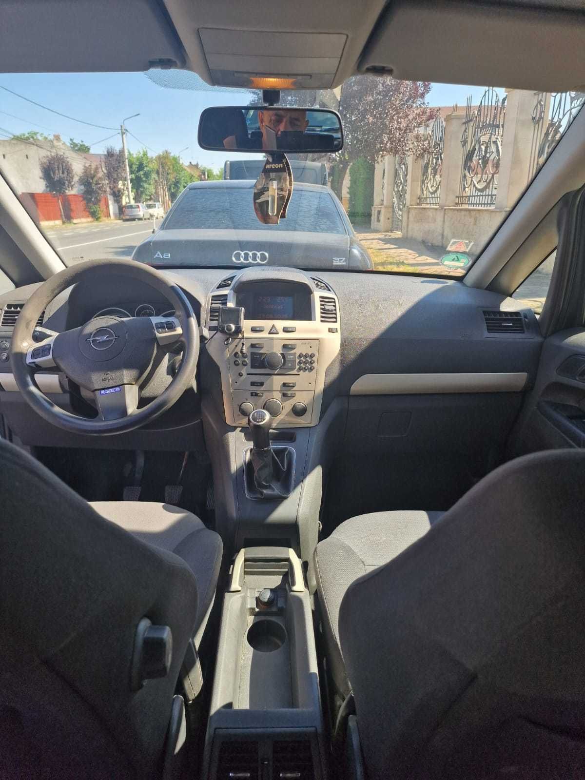 Vând Opel Zafira-7 locuri, 1.9 Diesel, 150 cp, an 2008!