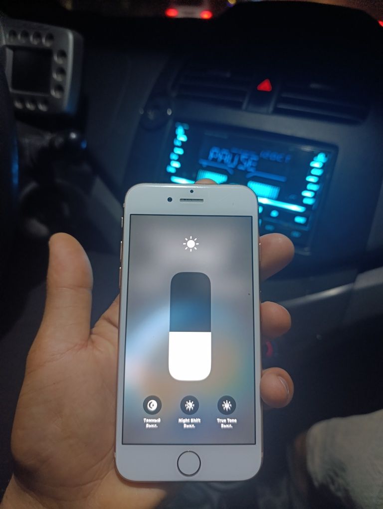 Iphone 8  pamyat 64