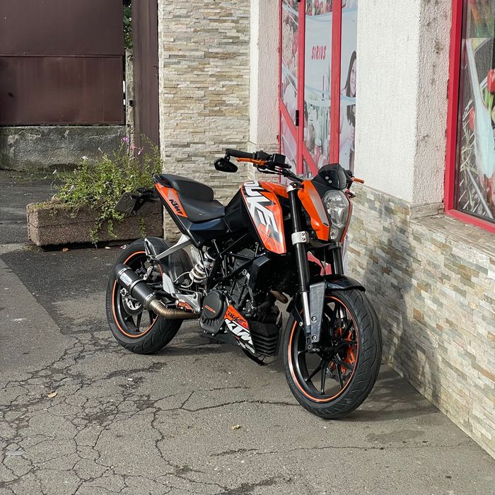 Ktm duke 125 2011