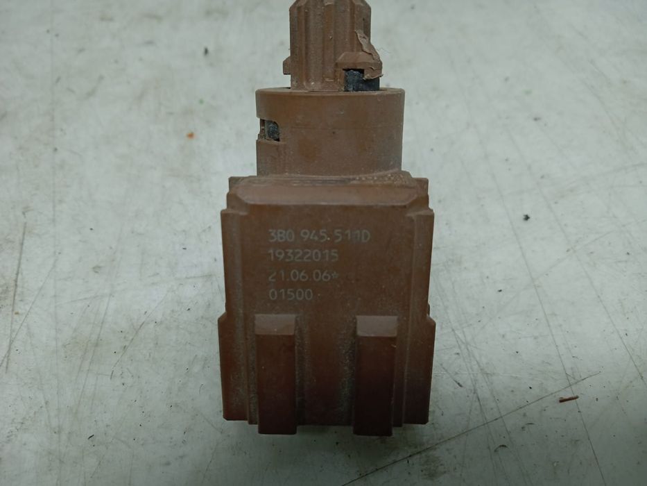 Comutator pedala frana 3b0945511c Audi A4 B7 [2004 - 2008]