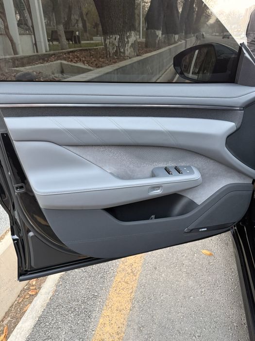 Zeekr 001 full yu sport 2024