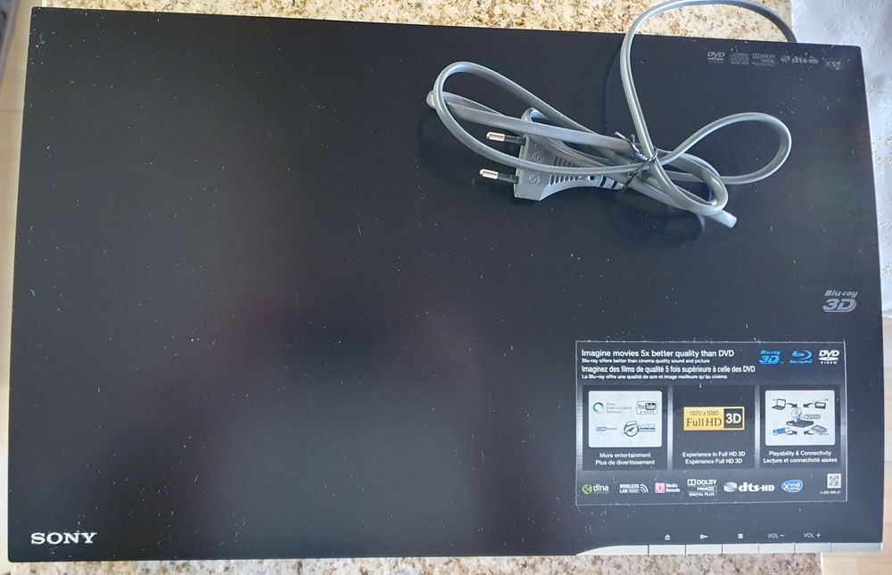 Blu-Ray Система за домашно кино 3D Sony BDV-E190