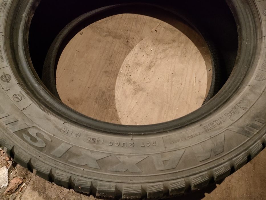 30000 за комплект. 205/55/16