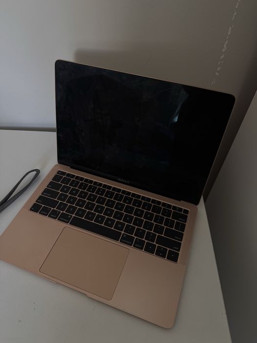 Macbook air Retina 2018 13 дюйм