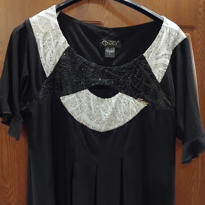 Рокля Lucy. L размер