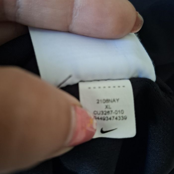 Разпродажба! 20лв  - Nike  , дамска горнище !